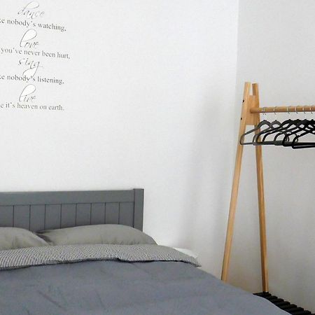 Romantic Apartment On Rynok Square With Air-Conditioning Lviv Exterior photo