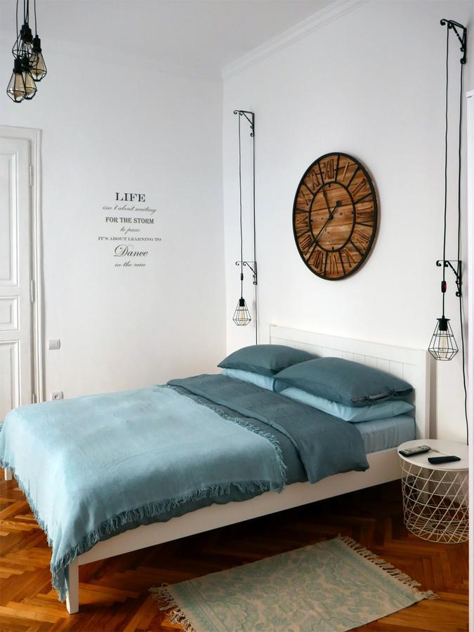 Romantic Apartment On Rynok Square With Air-Conditioning Lviv Exterior photo