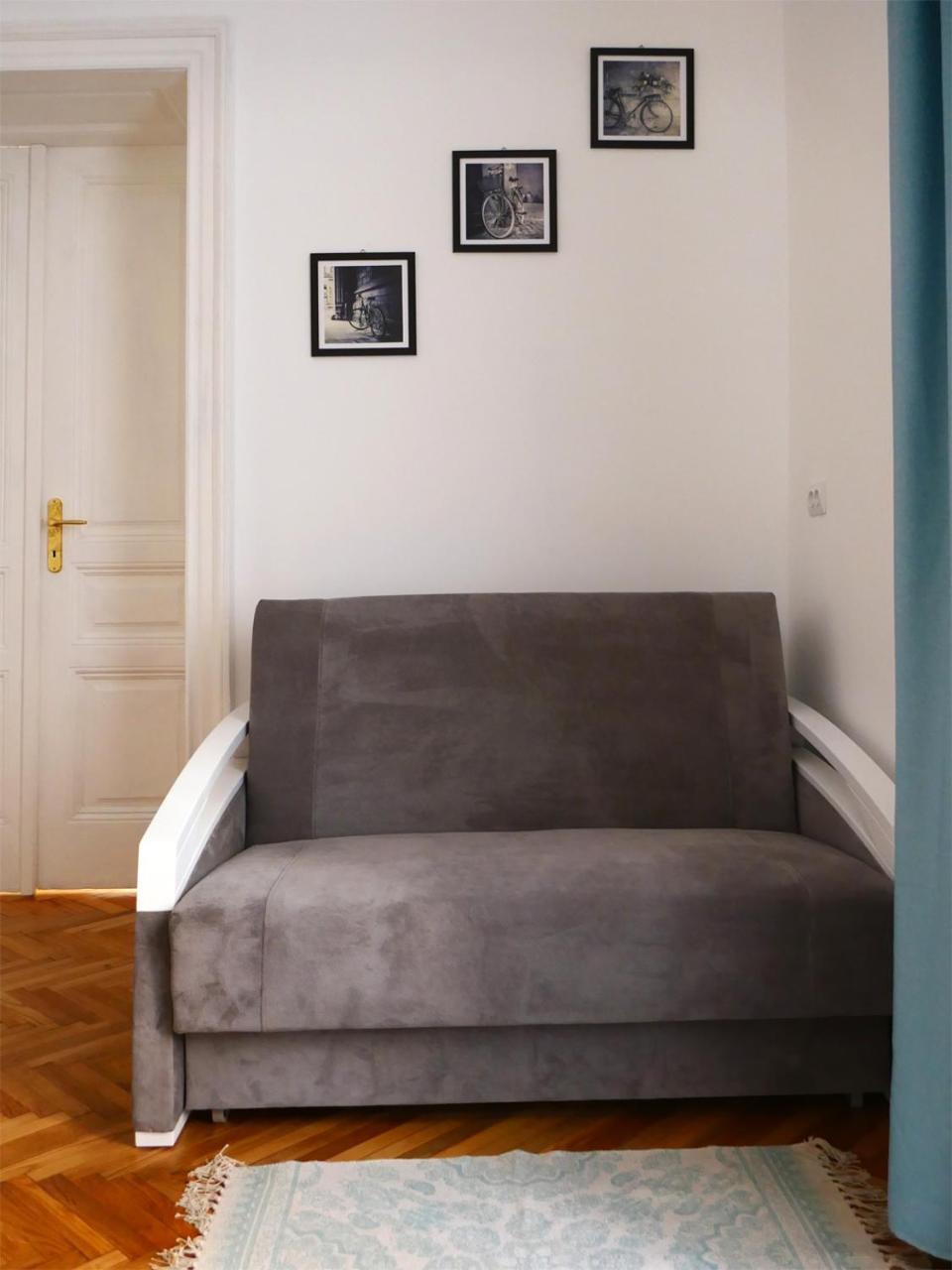 Romantic Apartment On Rynok Square With Air-Conditioning Lviv Exterior photo
